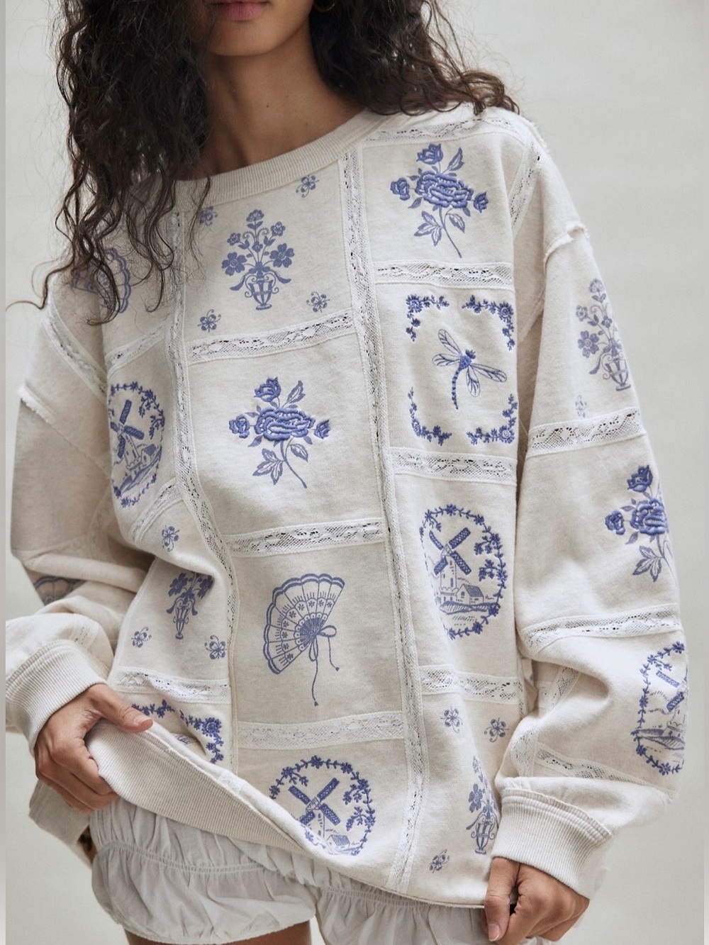 NWT Free People Rudy Lace Embroidered Sweatshirt in Heather Grey